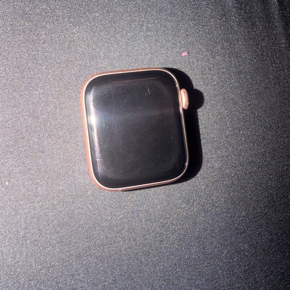 APPLE WATCH SE 40mm Rose Gold - Picture 8 of 11